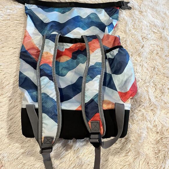 WaterSeals Edge Backpack with Secura Lock Technology River Blue Red Teal - Picture 8 of 14